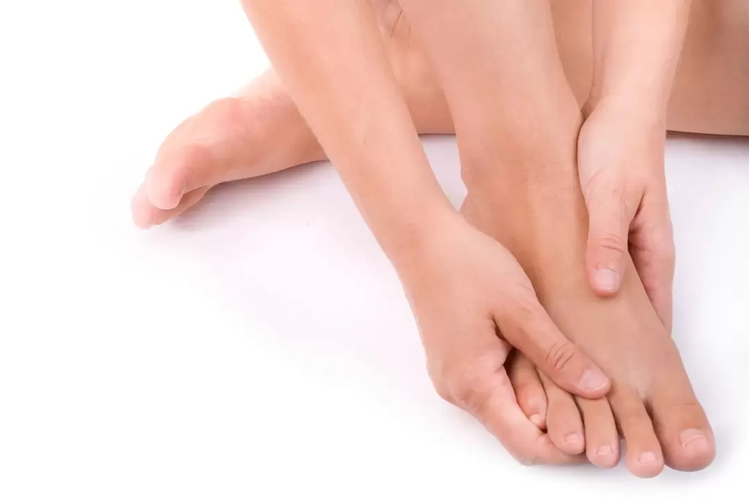 spray rub Hondro Sol Valgus against hallux valgus